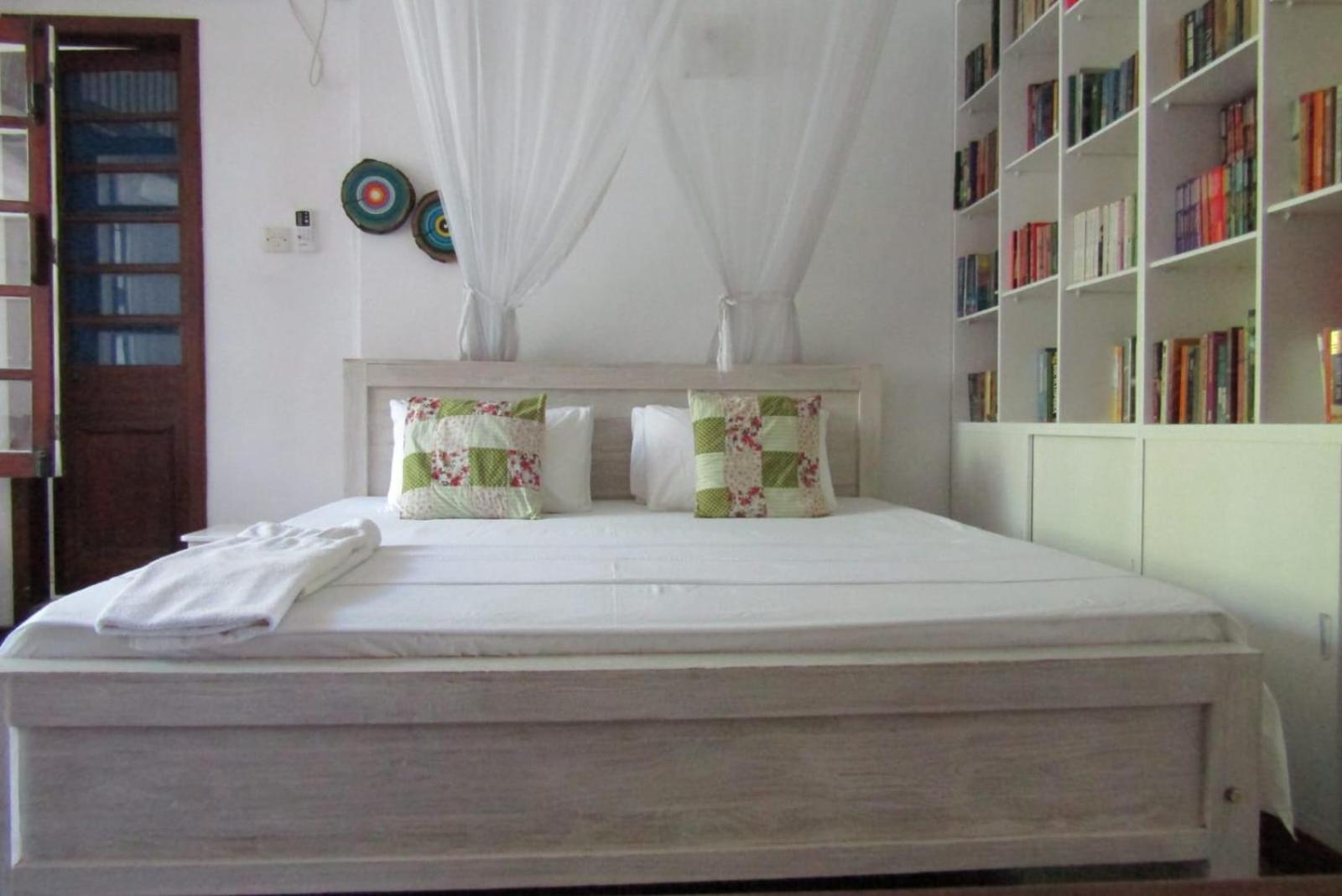 Colombo 07 Charming Home Stays ภายนอก รูปภาพ